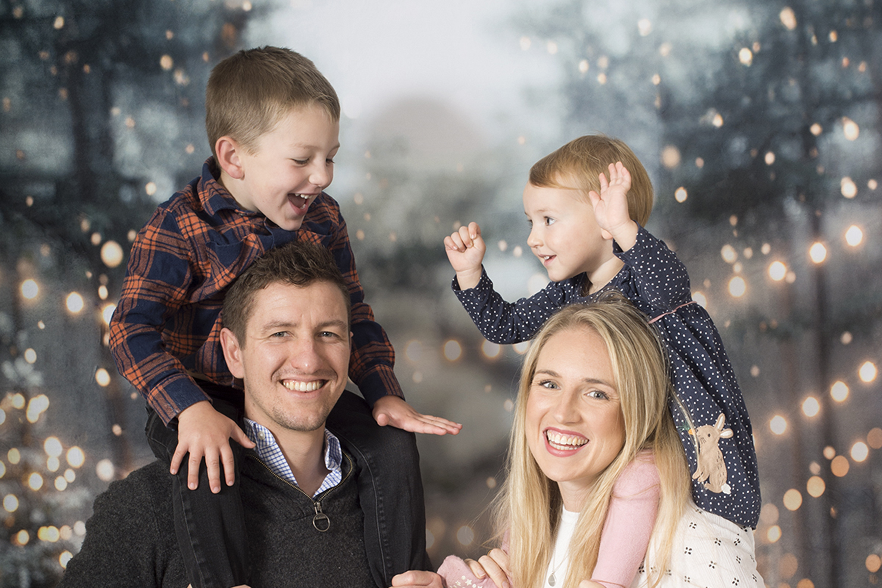 Christmas Mini Sessions Abigail Studio 2073 1
